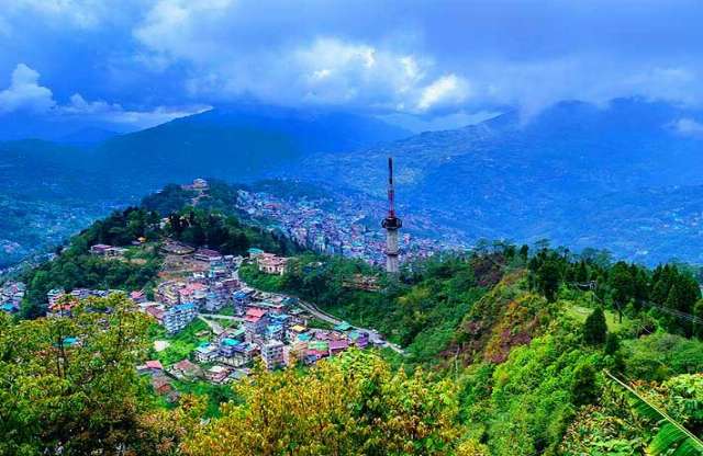 401|DARJEELING KALIMPONG GANGTOK TSOMGO LAKE BABA MANDIR 6N